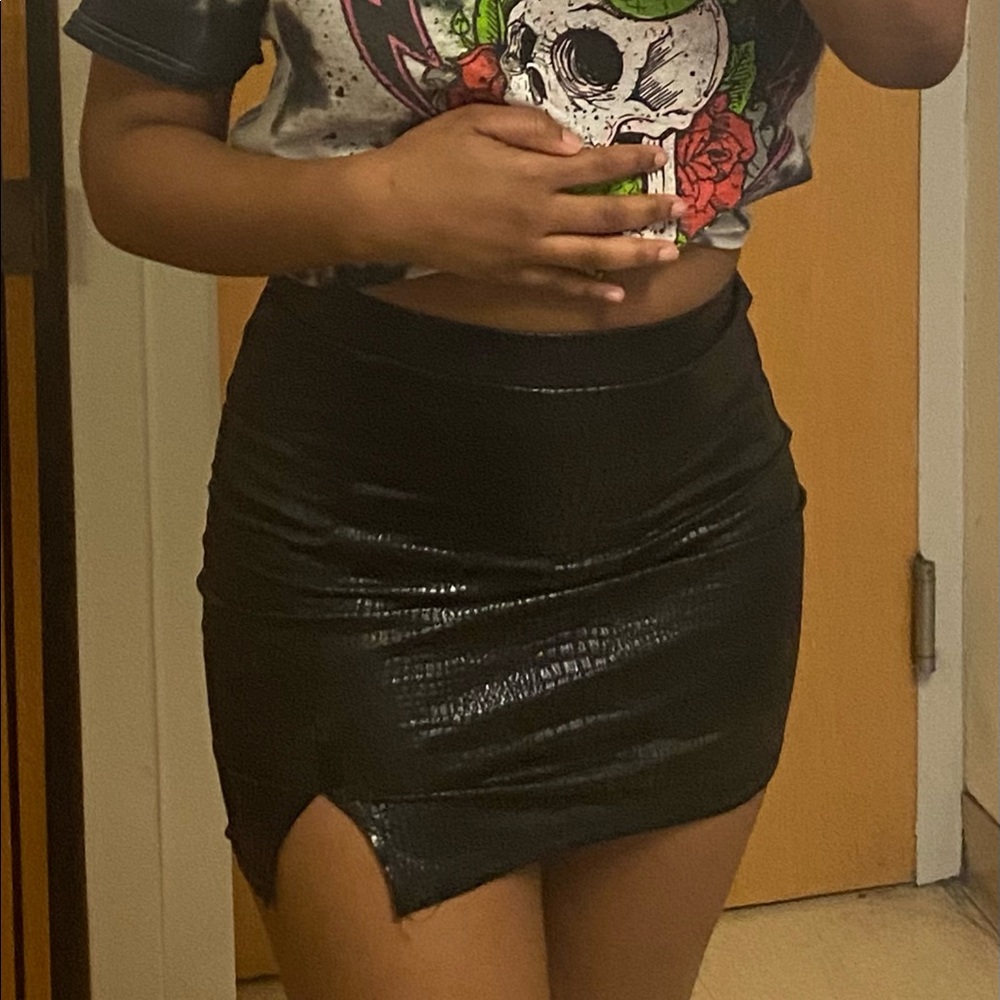 Black mini skirt